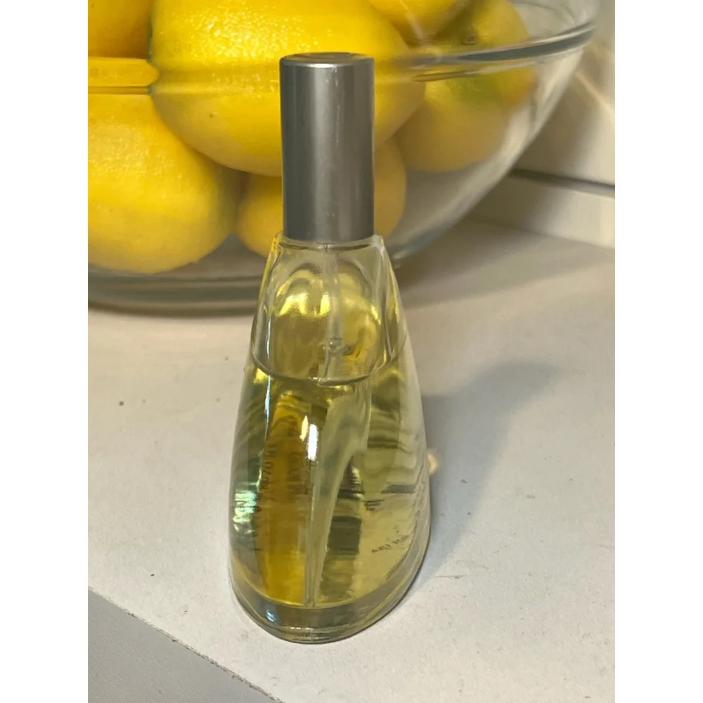 RARE Victoria’s Secret Whispering Mist Garden Perfume